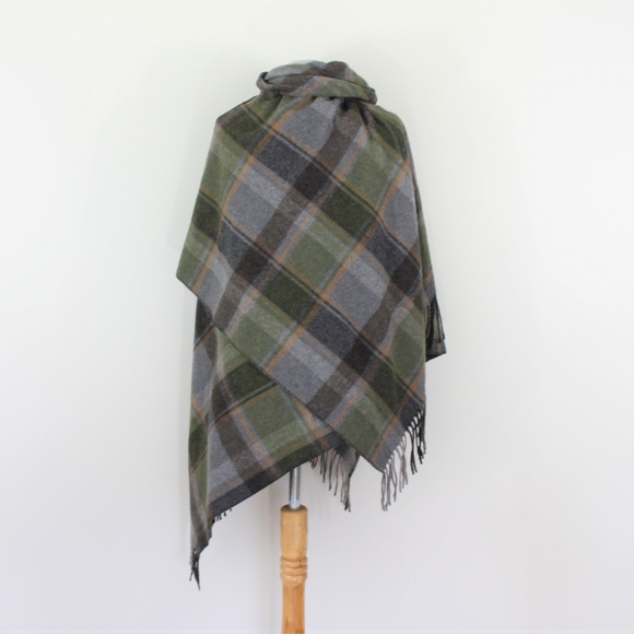 New Italy Wool Poncho Wrap Plaid Blue Green Gray - Picture 5 of 9